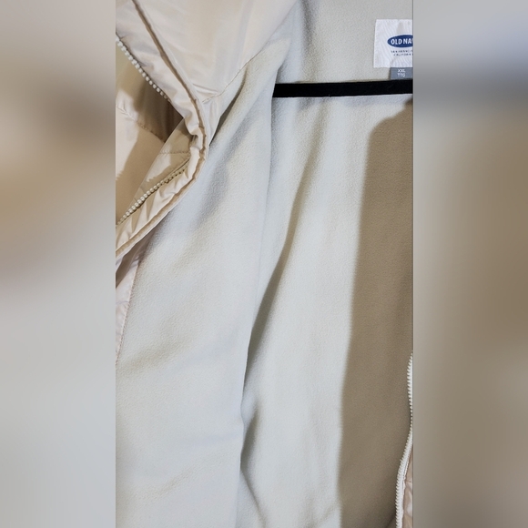 Old Navy Unisex Puffer Jacket Size XXL - Picture 5 of 9